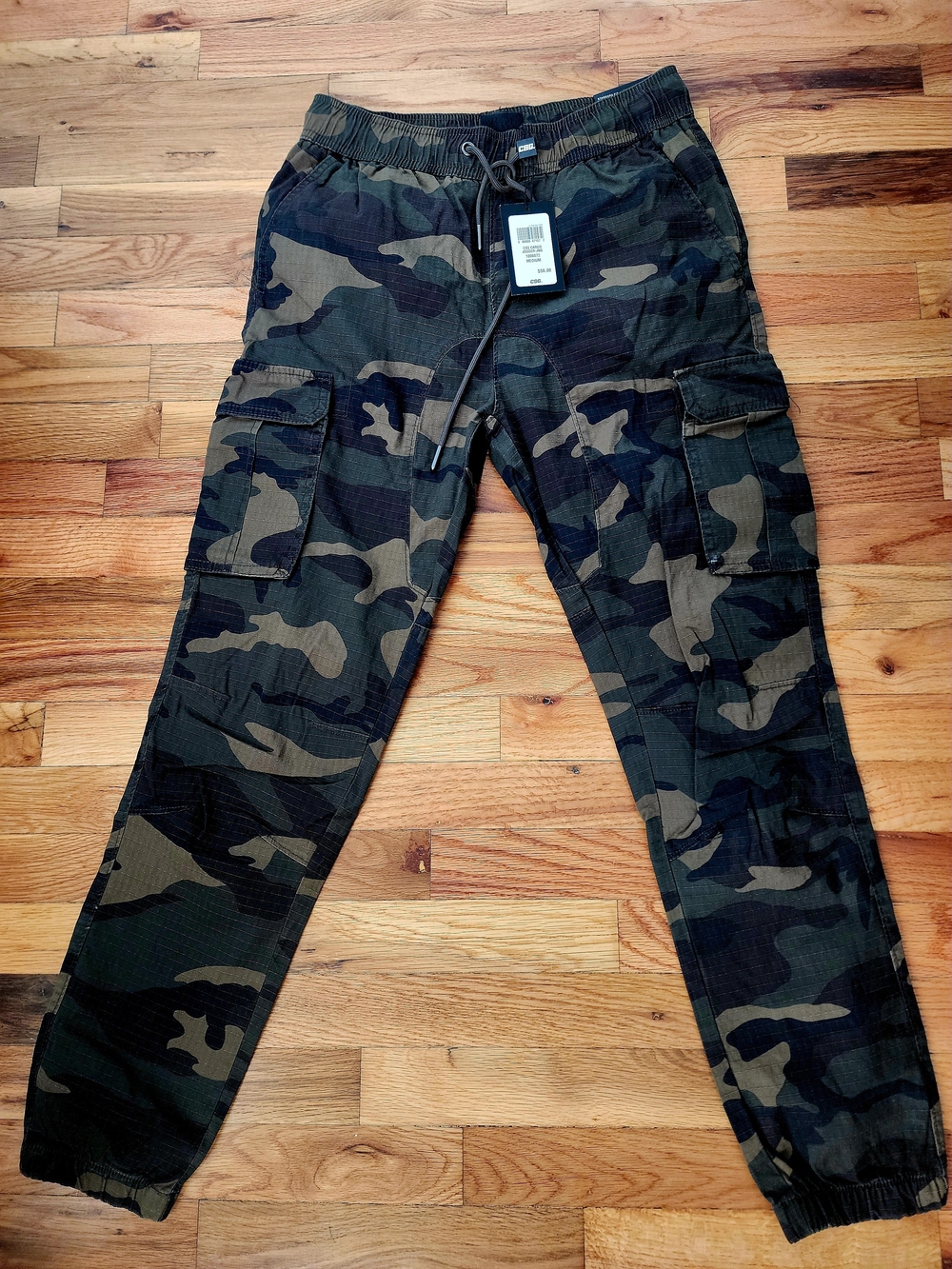 CSG. Camo Cargo Jogger Pants - Olive & Black